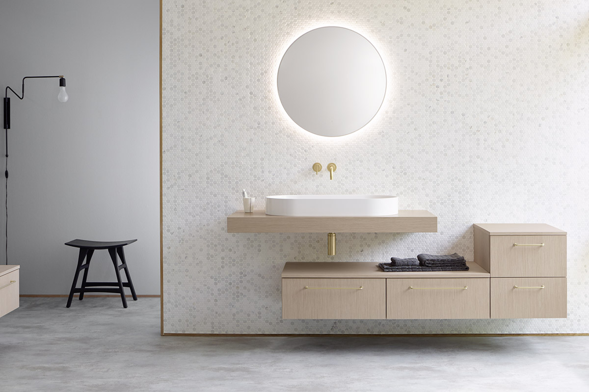 Miroir lumineux design pour salle de bain London